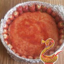 Cheese cake with strawberries