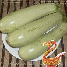 Zucchini compote with pineapple flavor