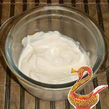 100 ... 150 grams of sour cream