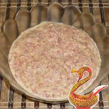 Вкусный пирог мясной