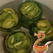 Canned green tomatoes for the winter