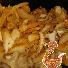 Chanterelles fried potatoes