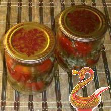 Маринованные помидоры с чесноком