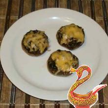 Шампиньоны запеченные с начинкой из кальмаров