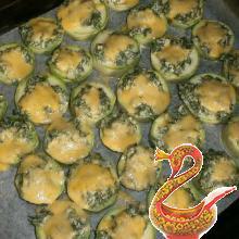 Запеченные кабачки с сыром и чесноком
