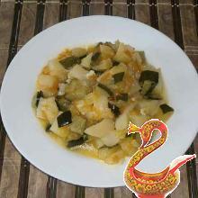 Russian recipe potatoes with zucchini