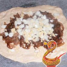 Кулебяка с капустой и яйцом